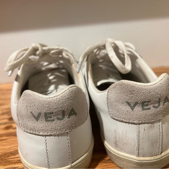 Women’s Veja shoes - Picture 4 of 6